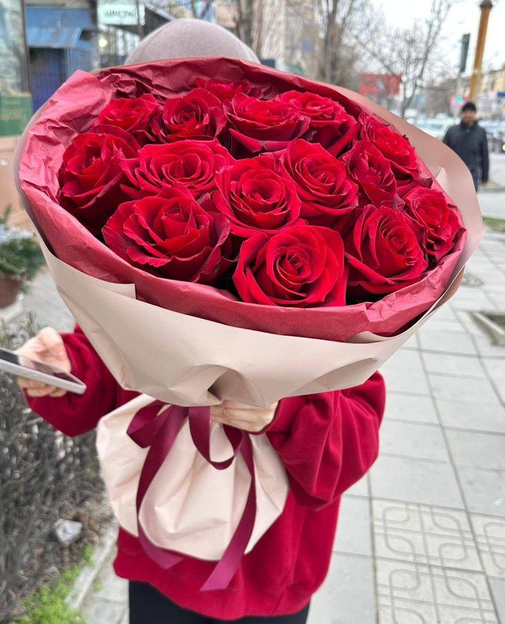 QuietHarborFrame workshop space where corporate flower arrangements are designed and prepared for business delivery